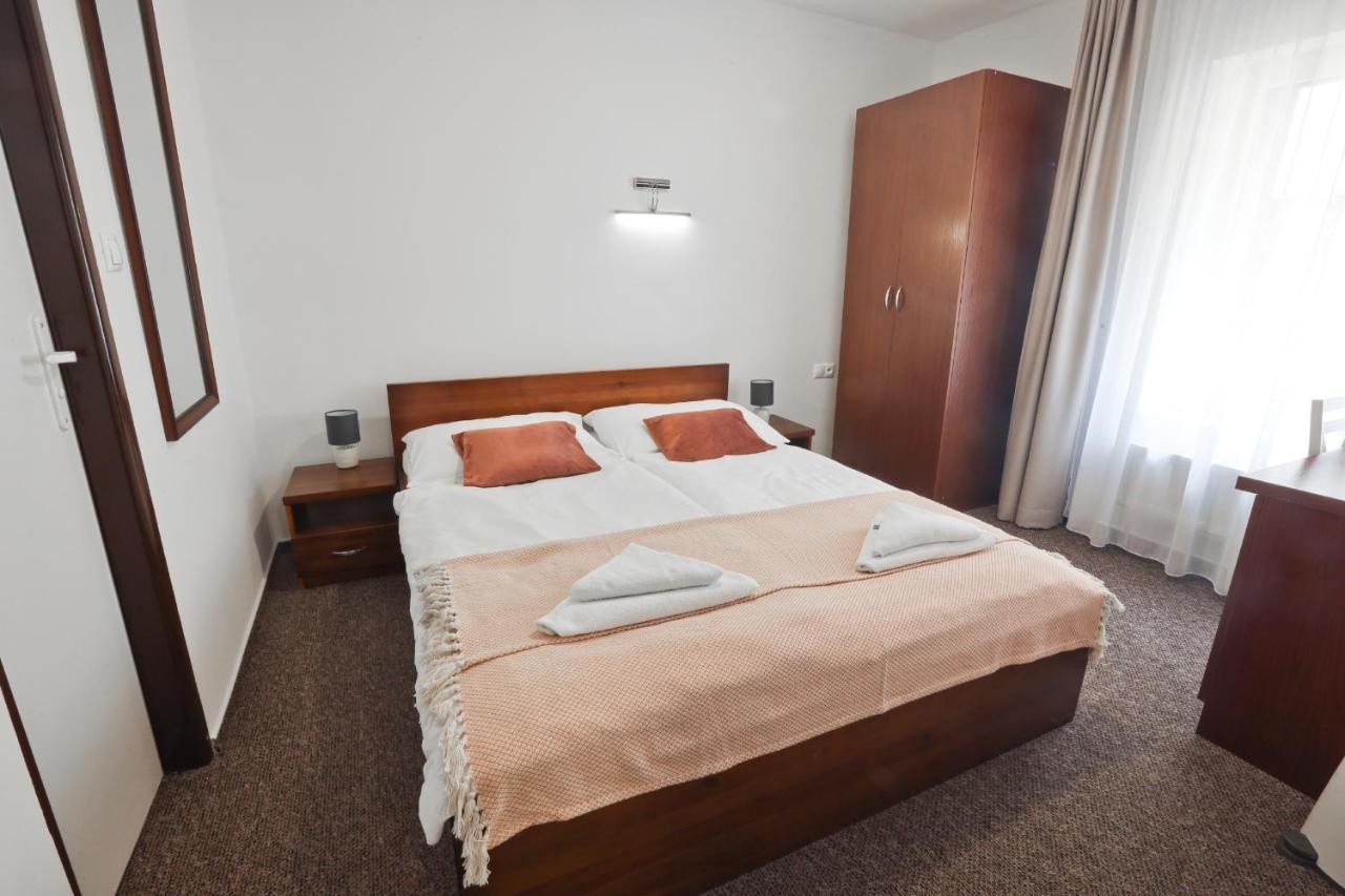 Hotel Slanica Namestovo Bagian luar foto
