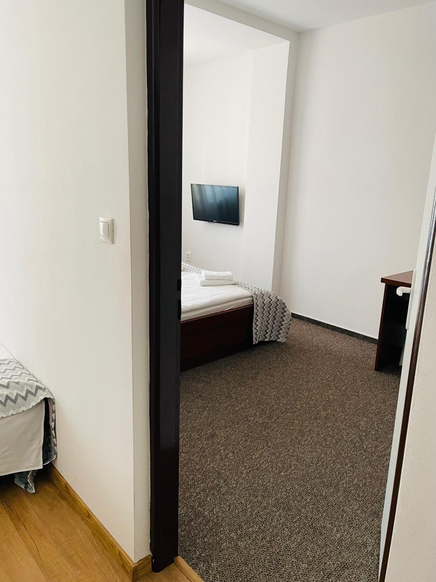 Hotel Slanica Namestovo Bagian luar foto